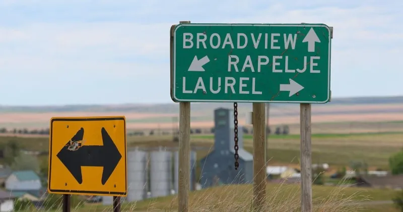 Broadview data center developer adopts agreement to hire local labor for projects