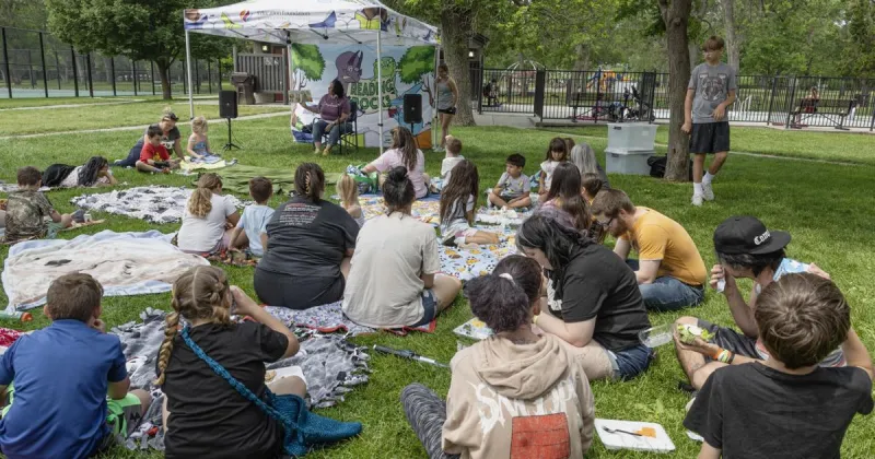 Programs give kids free stories, lunch and books in Billings parks
