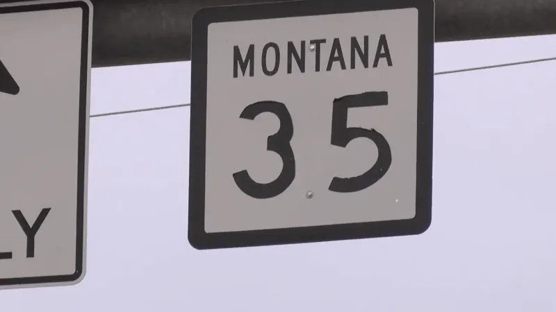 1 dead in rollover crash near Polson