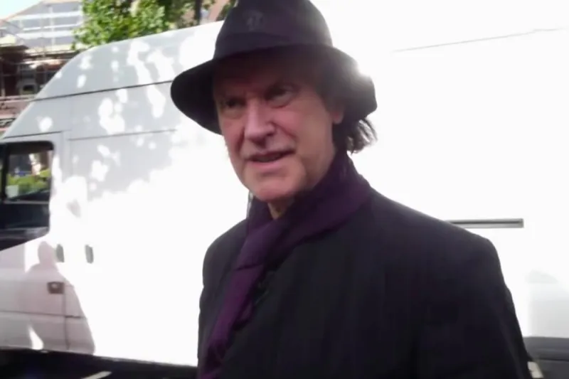Dave Davies Signed Copies of Kinks Book, Then Read It and Got Mad
