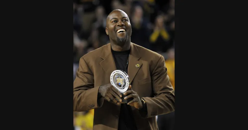 Michigan legend Glen Rice headed to college hoops Hall of Fame