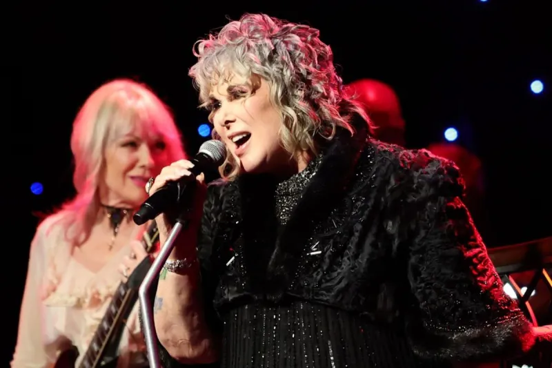 Ann Wilson Details Heart's 'Devil's Bargain' in the '80s