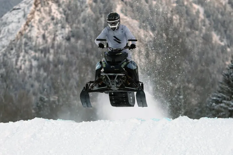 Lottery to Snowmobile in Yellowstone Without a Guide Opens August 1