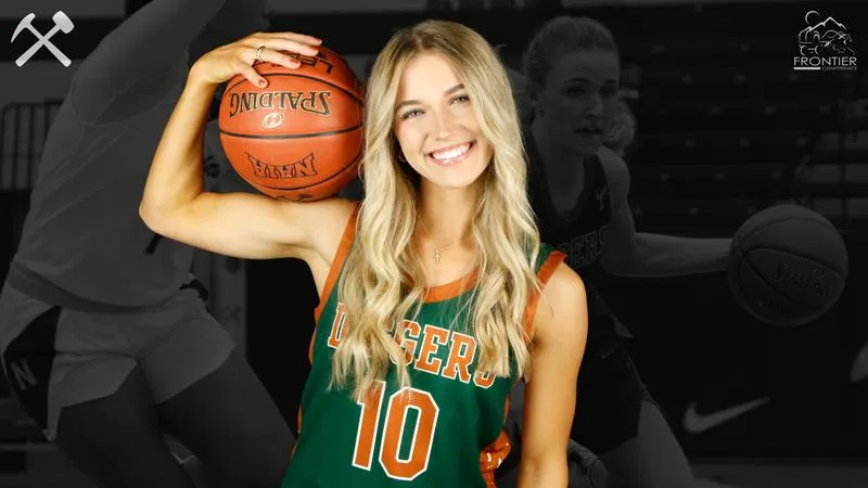 Women's basketball's Carlson earns Frontier's Liston Award nomination