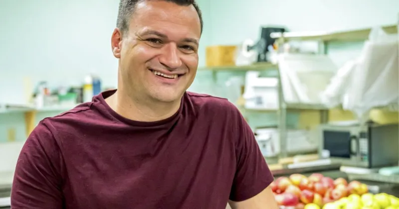 'Every kid deserves to eat': Group aims to raise $10,000 to offset Hamilton lunch debt