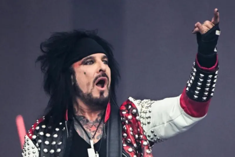 Nikki Sixx Addresses Motley Crue's Use of Backing Tracks Live