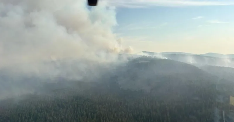 Sheriff upgrades evacuation status for areas near Bobcat Lakes, Sand Creek wildfires