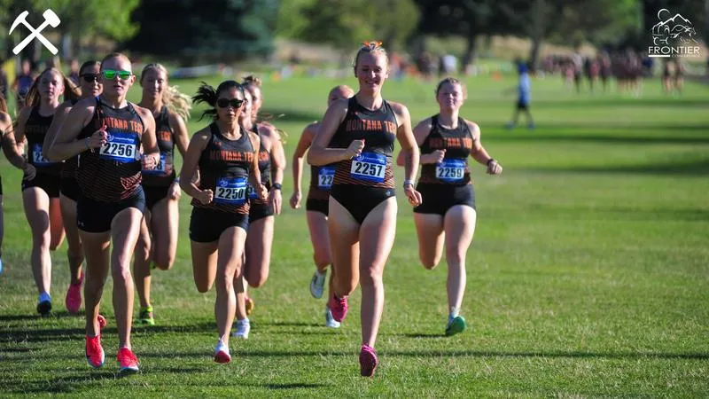 Cross country publishes 2026 meet schedule
