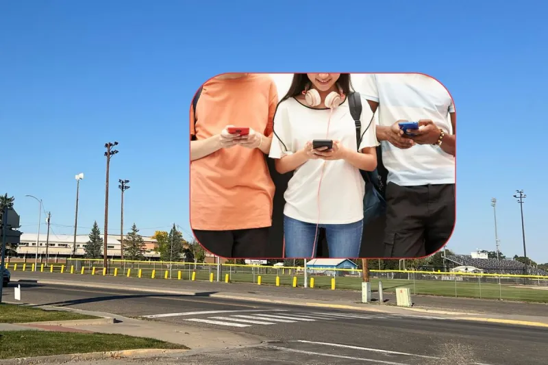Laurel High Updates its Campus Cell Phone Policy