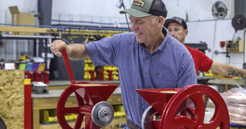 'Great complement for our agricultural base': Governor tours Stevensville manufacturer