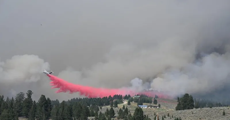 Some Sand Creek fire evacuees to temporarily return home as weather quiets fire activity