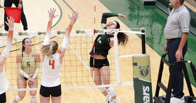 Rocky volleyball finishes Halo Classic 2-2 to open season