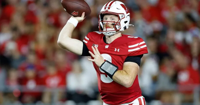 UNC coach Bill Belichick reportedly names Billy Edwards Jr. starting QB