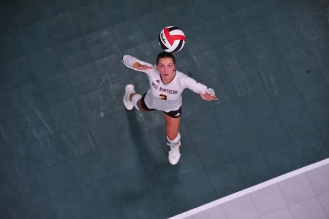 Skylights Volleyball Opens Season With Sweep of Williams Baptist