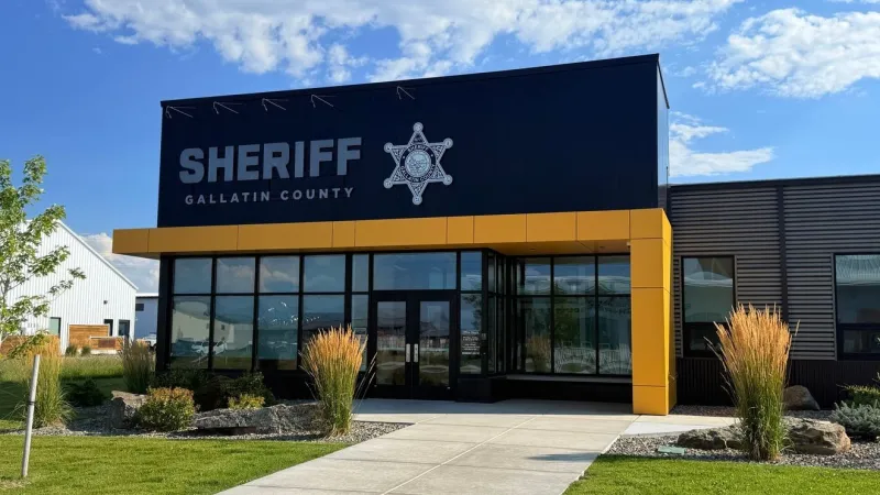 Write-in challenger takes on longtime Gallatin County Sheriff