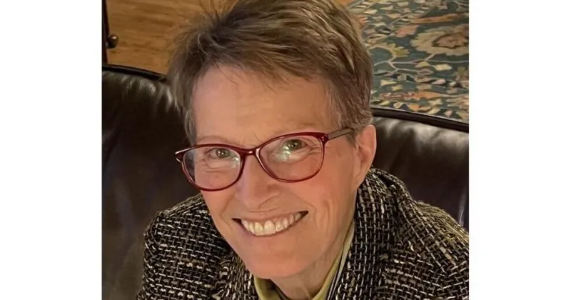 Unweaving that tangled web | Mary Sheehy Moe
