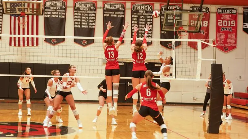 UMW Volleyball Falls to Ranked Opponents on Day One of I-84 Classic
