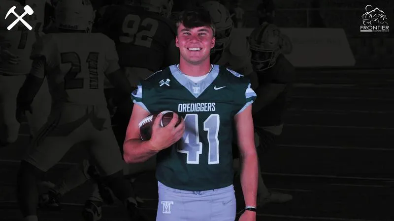 Football's Feddes earns Frontier defensive player of the week award