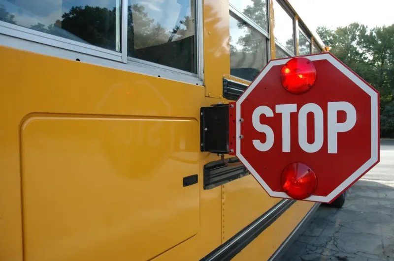 How to Safely Approach a Stopped School Bus in Montana