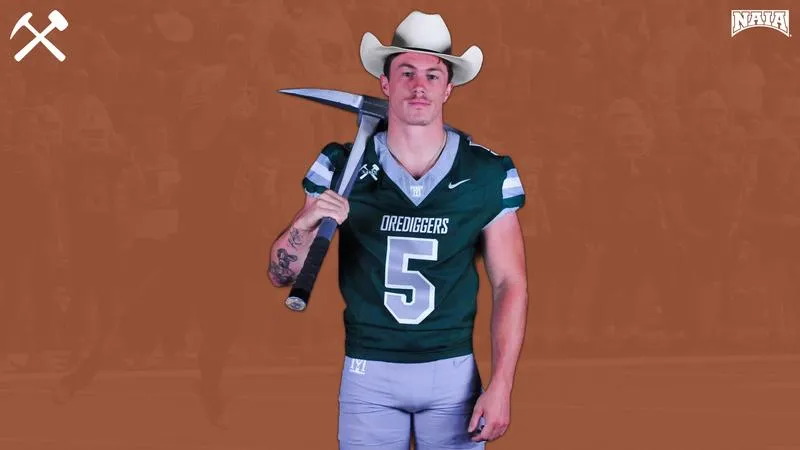 NAIA dubs football's Hansen defensive player of the week