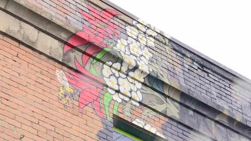 New mural underway in downtown Missoula