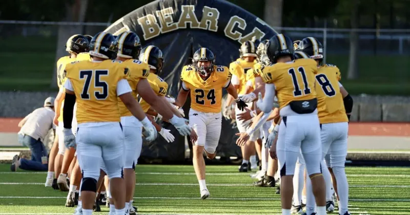High school football rankings: Huntley Project takes Class B's top spot after wild week, 6-Man and AA have shakeups, too