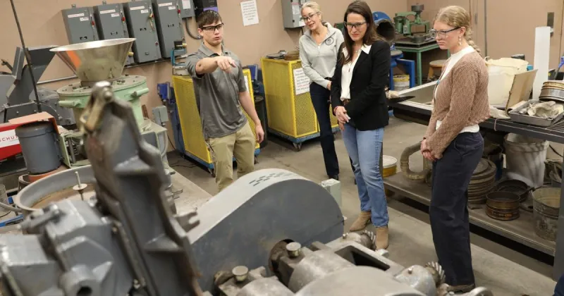 Assistant Energy Secretary meets with students, officials in tour of Montana Tech
