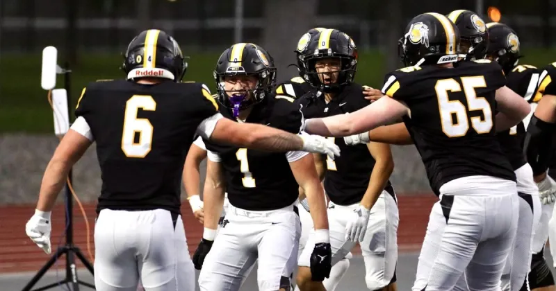 No. 1 Billings West football has 'impressive night' against Great Falls