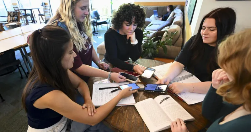 Brick by brick: UM launches new campaign to help students avoid smartphone distractions