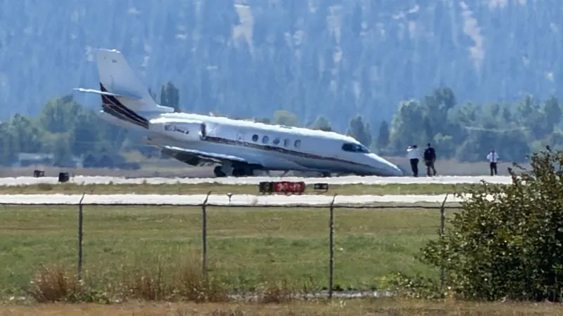 Aircraft makes emergency landing at Missoula airport