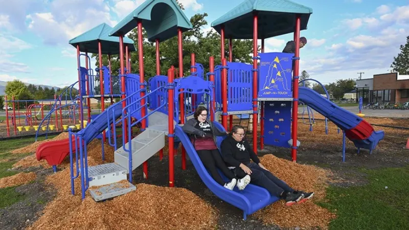 Grizzly Esports raises $15K for Missoula elementary school playground