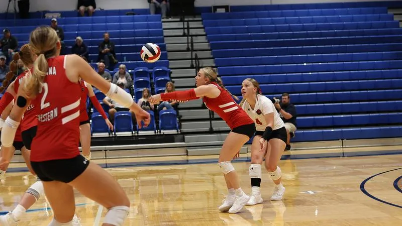 Bulldog Volleyball Clipped by Dakota State, 3-0, Friday