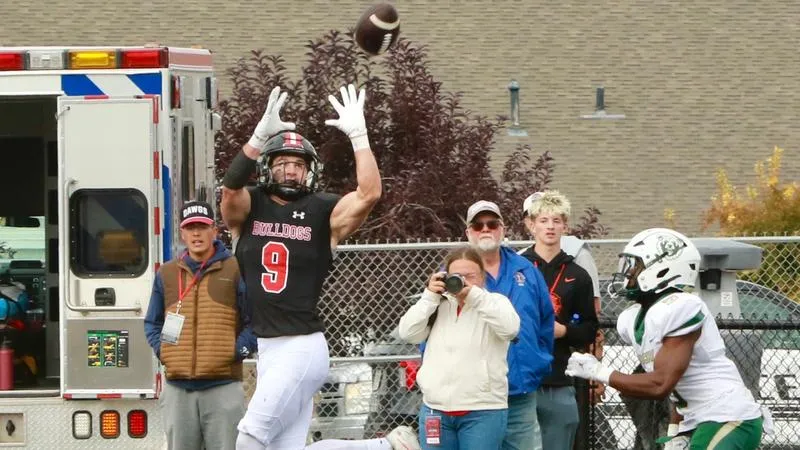 #21 UMW Football's Comeback Falls Short vs. Rocky Mountain, 38-32