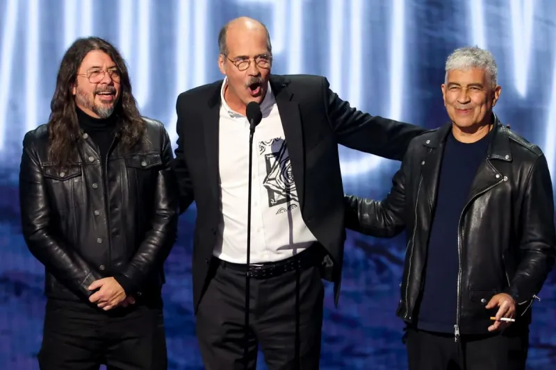 What Nirvana's Members Said While Receiving the MTV VMAs Video Vanguard Award