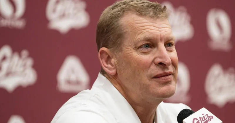 Former Grizzlies head coach Bobby Hauck out at Illinois after 4 games
