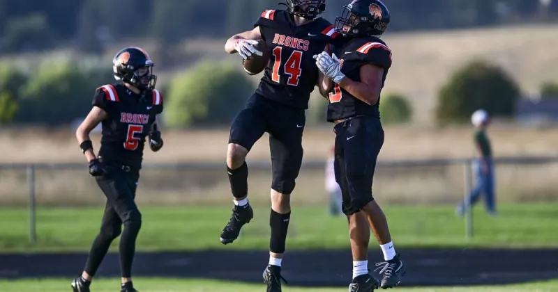 Montana high school football games of the week for each class in Week 6