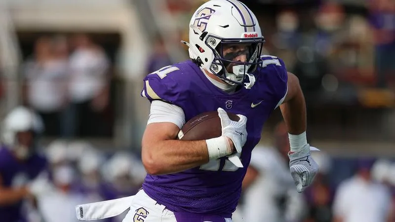 No. 13 Carroll Football Hosts Arizona Christian for Homecoming