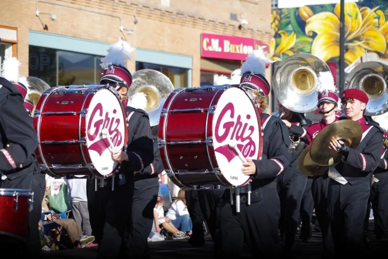 2026 Homecoming Parade on a sunny Saturday
