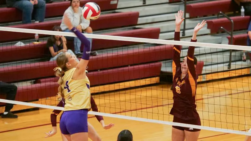 Carroll Volleyball Sweeps MSU-Northern in Havre