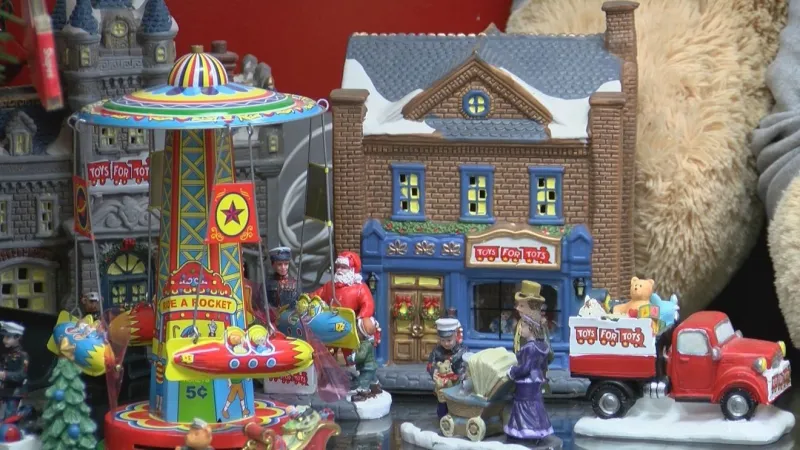Butte volunteers' kickoff local Toys for Tots campaign