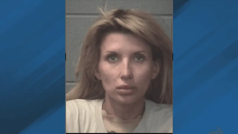 Sneads Ferry woman charged with felony child abuse