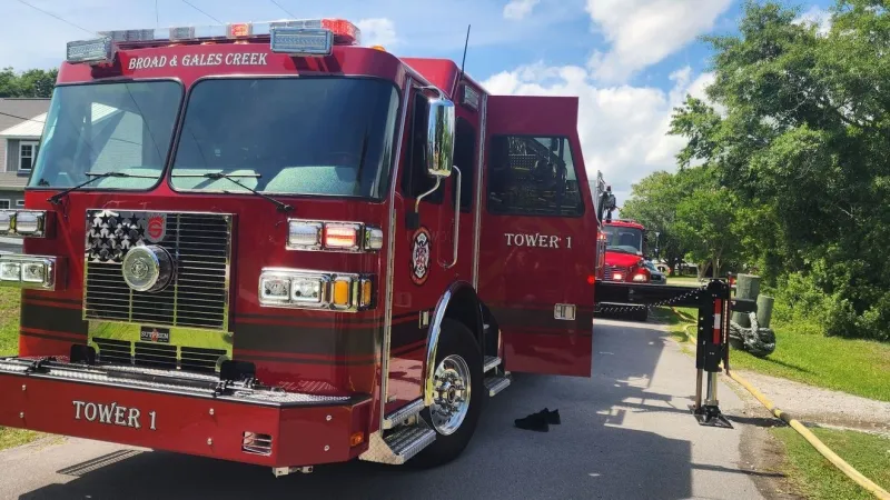 Family pet revived after fire breaks out near front door in Carteret County home