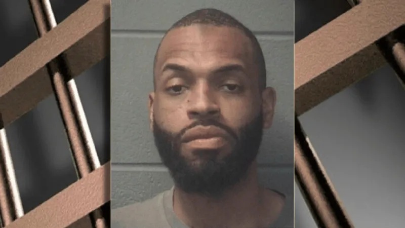 Cary man charged with DWI, child abuse after Jacksonville traffic stop