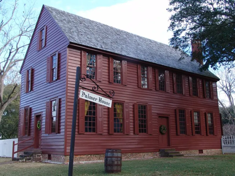 Historic Bath 'prepares for war' during living history program