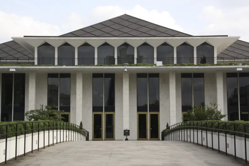 NC House unanimously passes bitcoin ATM bill