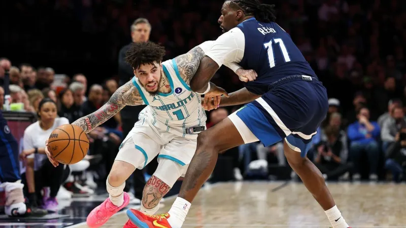 Hornets trade LaMelo Ball, Josh Green to Timberwolves for Naz Reid, draft picks: AP source