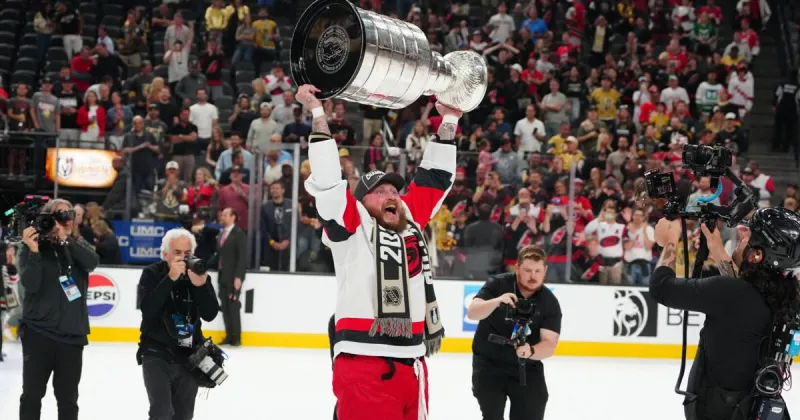 Carolina Hurricanes coming to Greensboro to play Predators in September