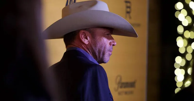 Here's how Taylor Sheridan met his ex-con co-author of 'How to Not Die in Prison'
