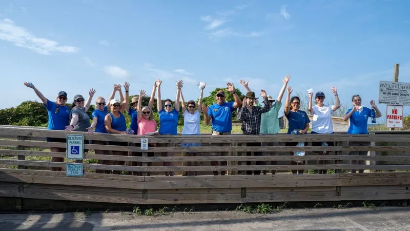 Aquarium gives thanks as Pine Knoll Shores cleanup nets big impact from a small crew