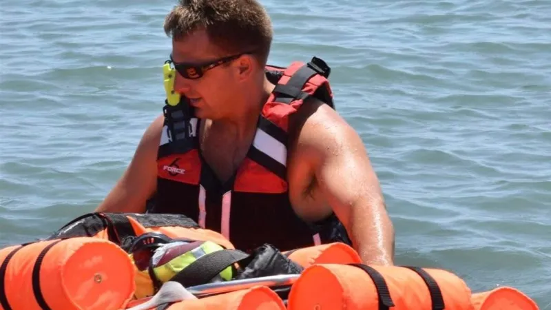 Beaufort firefighters train for water rescues on local waterways